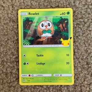 Pokémon 25th Anniversary Rowlet Card